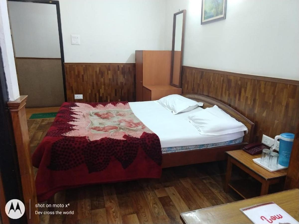 Bon Hotel Crystal Palace Гангток Екстериор снимка