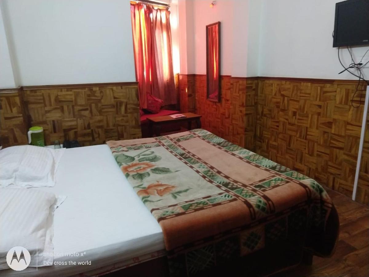Bon Hotel Crystal Palace Гангток Екстериор снимка